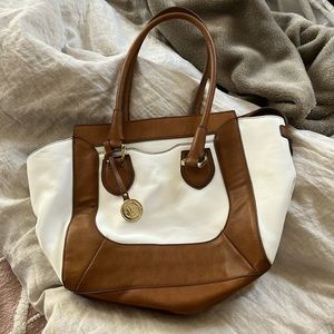 London Fog White, Brown, Color block, leather handbag 👜